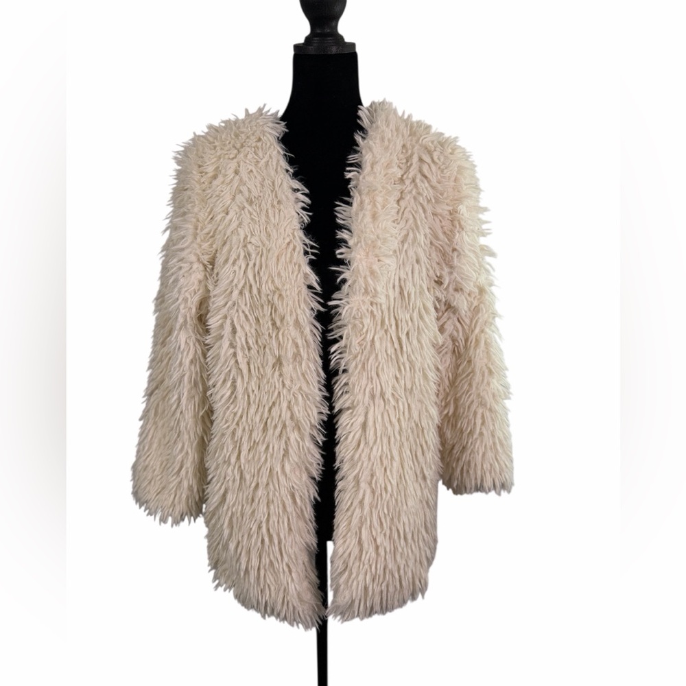 CHELSEA & VIOLET Girls |Shaggy Ivory Faux Fur Jacket | Size L